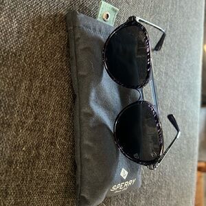 NWOT Sperry Unisex Sunglasses